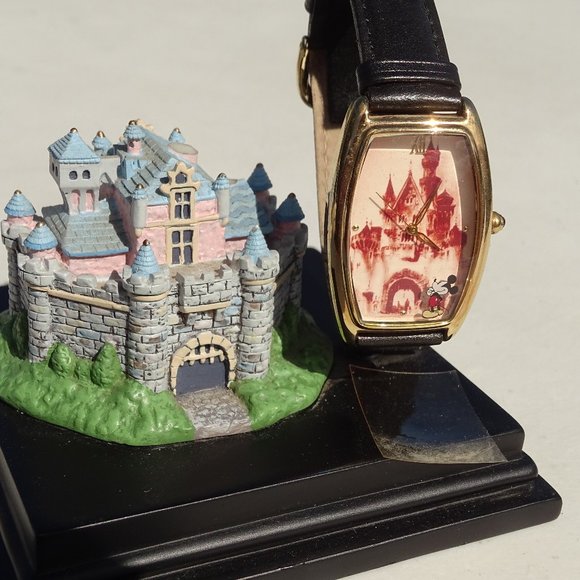 Everlasting Time Disney Watch CINDERELLAS CASTLE Mickey Ltd 7500 Series 7 DS-458 main image 6
